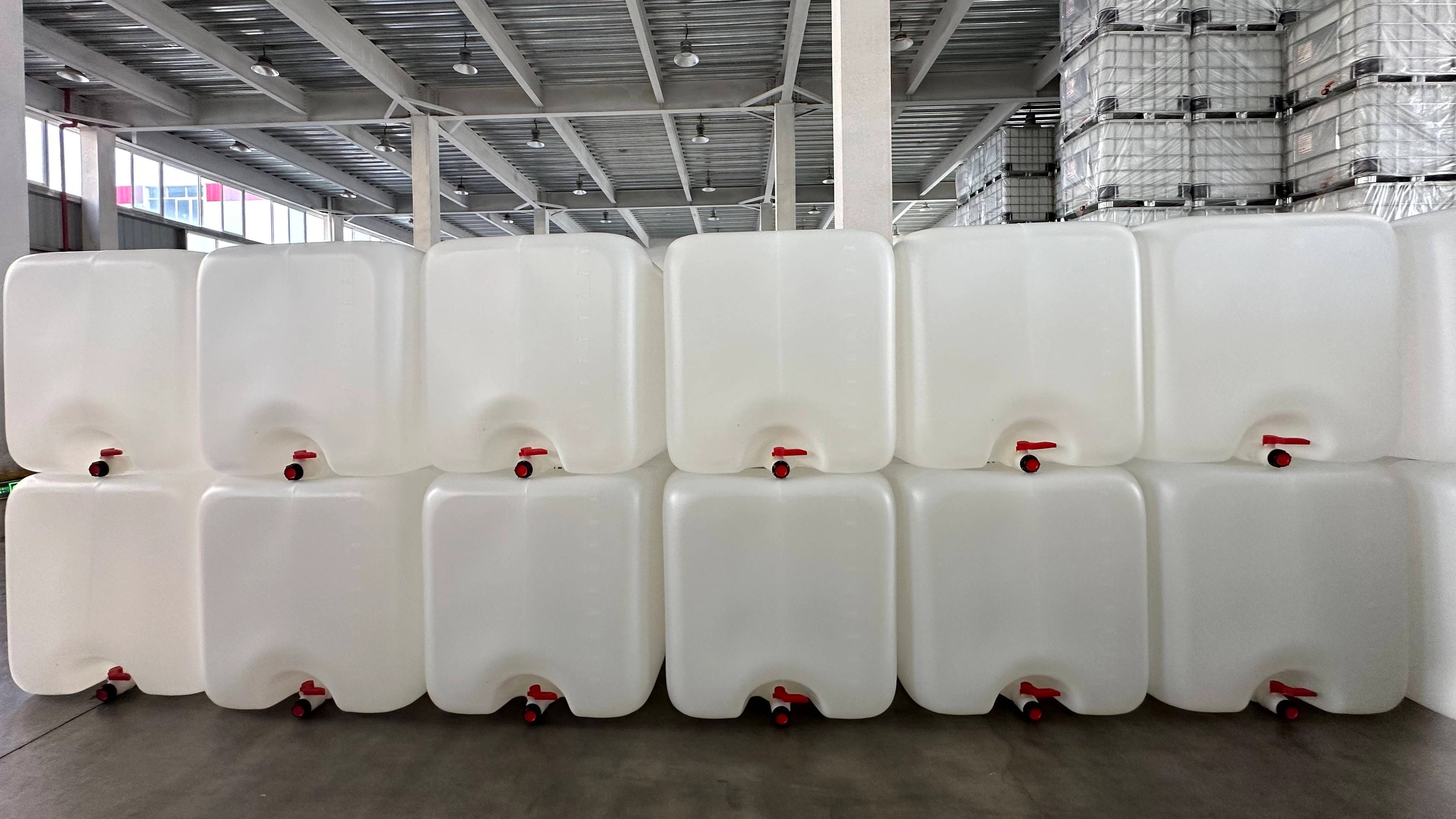 Was sind die wichtigsten technischen Parameter der IBC-Blasformmaschine?